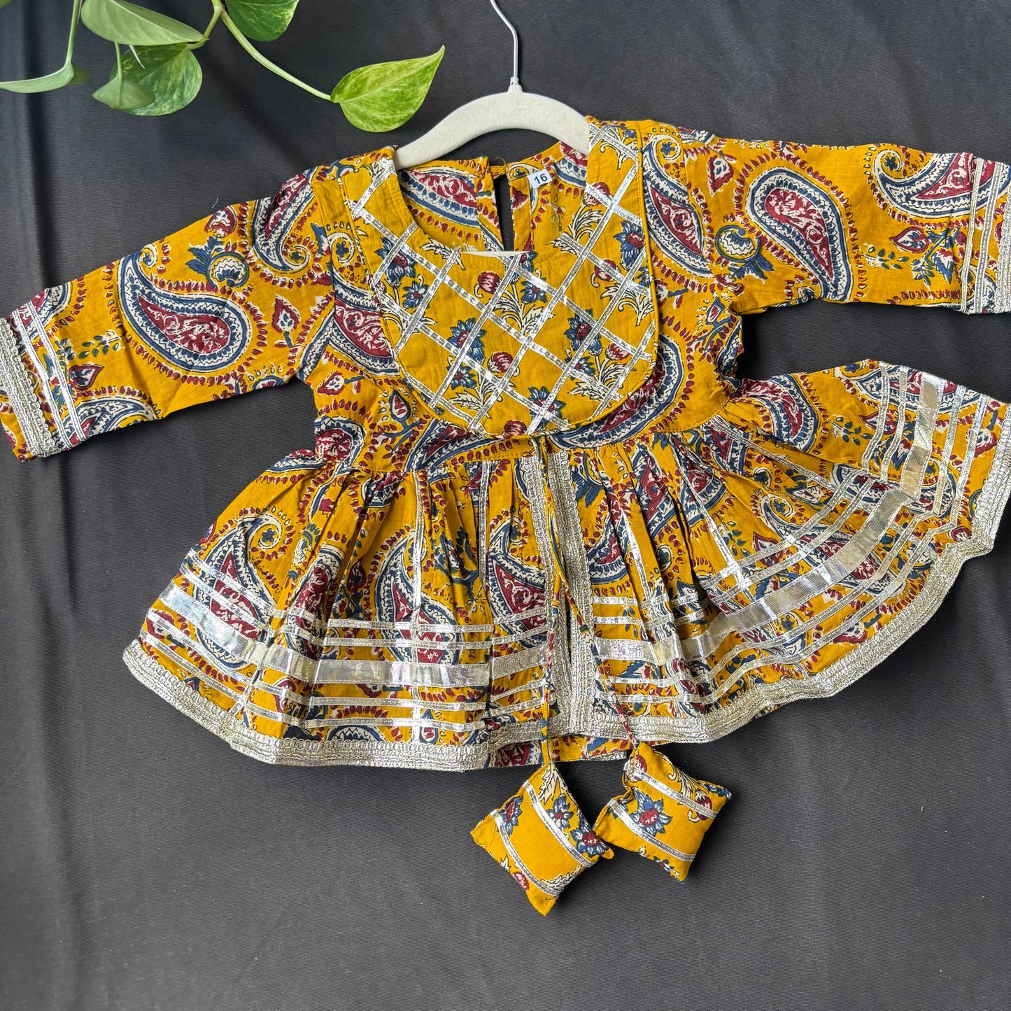 Sunehri Phool Sharara Set