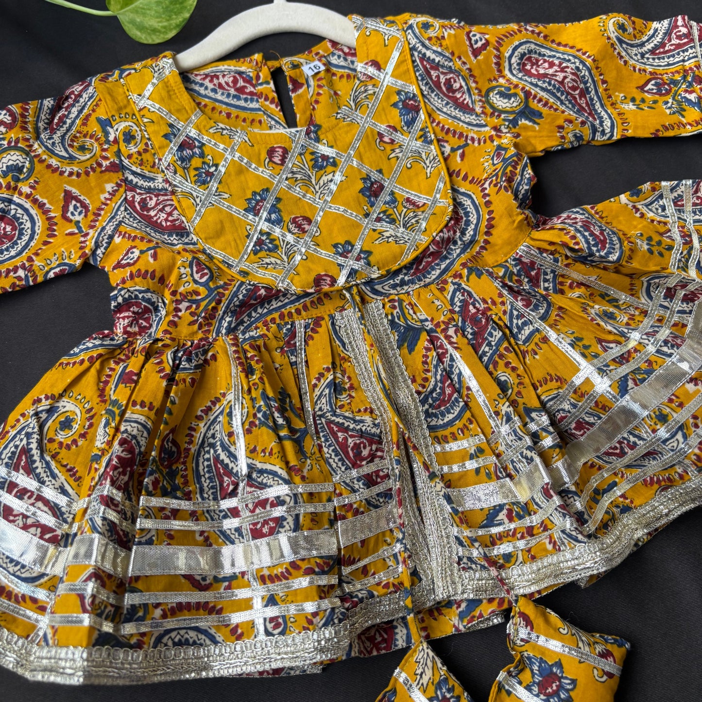 Sunehri Phool Sharara Set