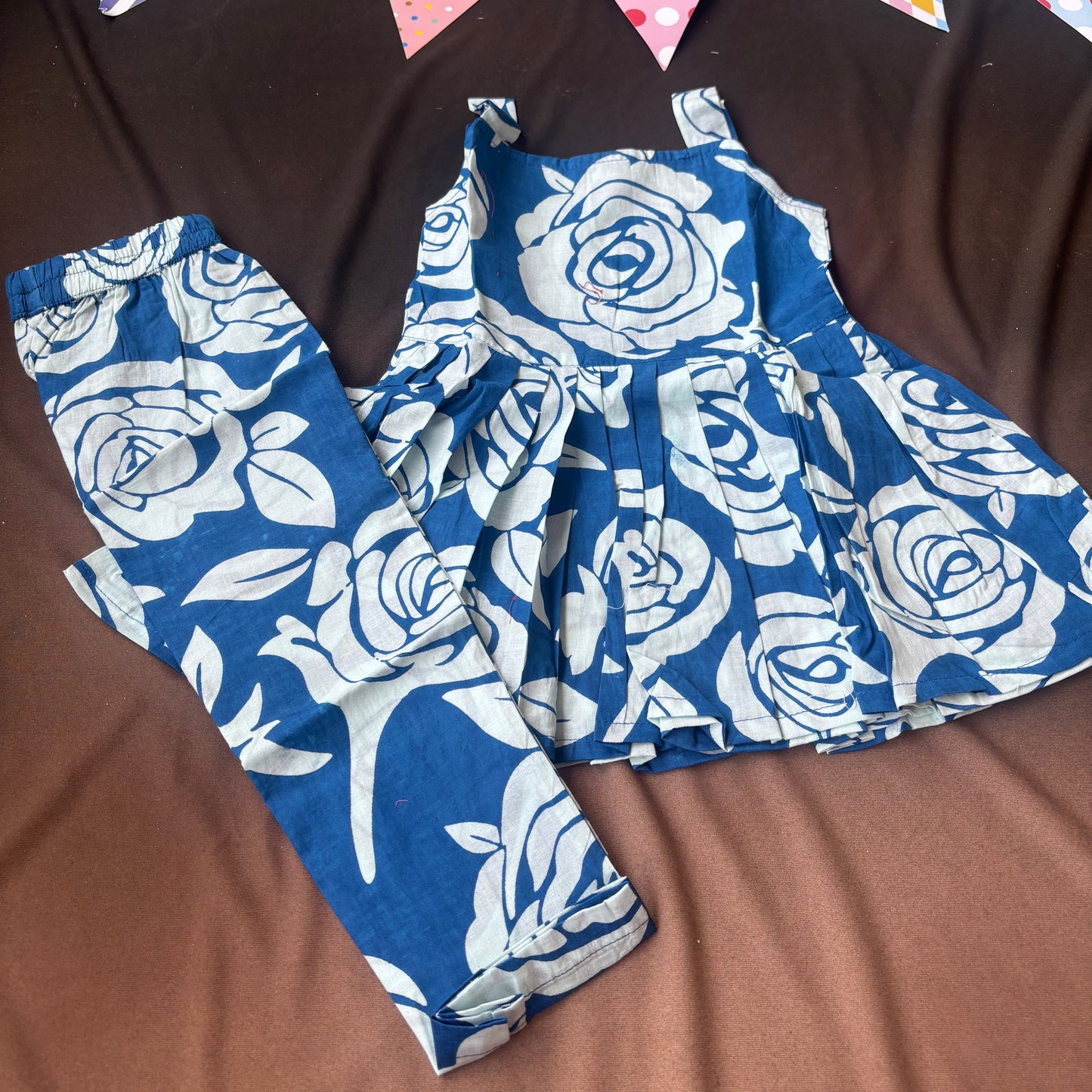 girls blue and white rose co-ord set