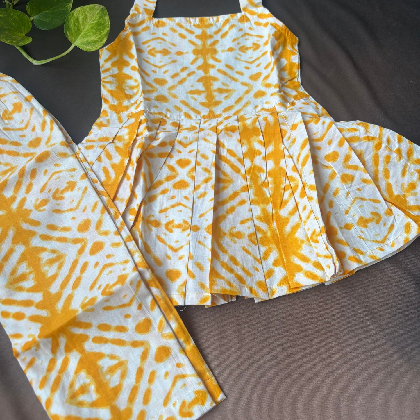 Haldi shimmer co ord set