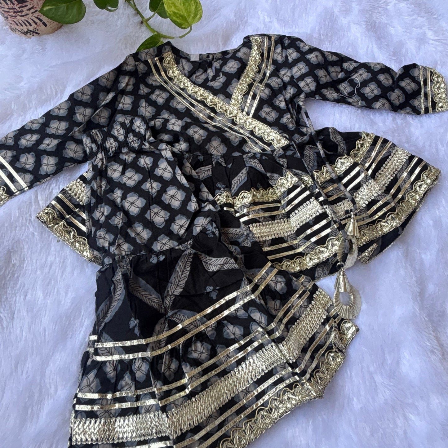 Kala Kundan Sharara Set