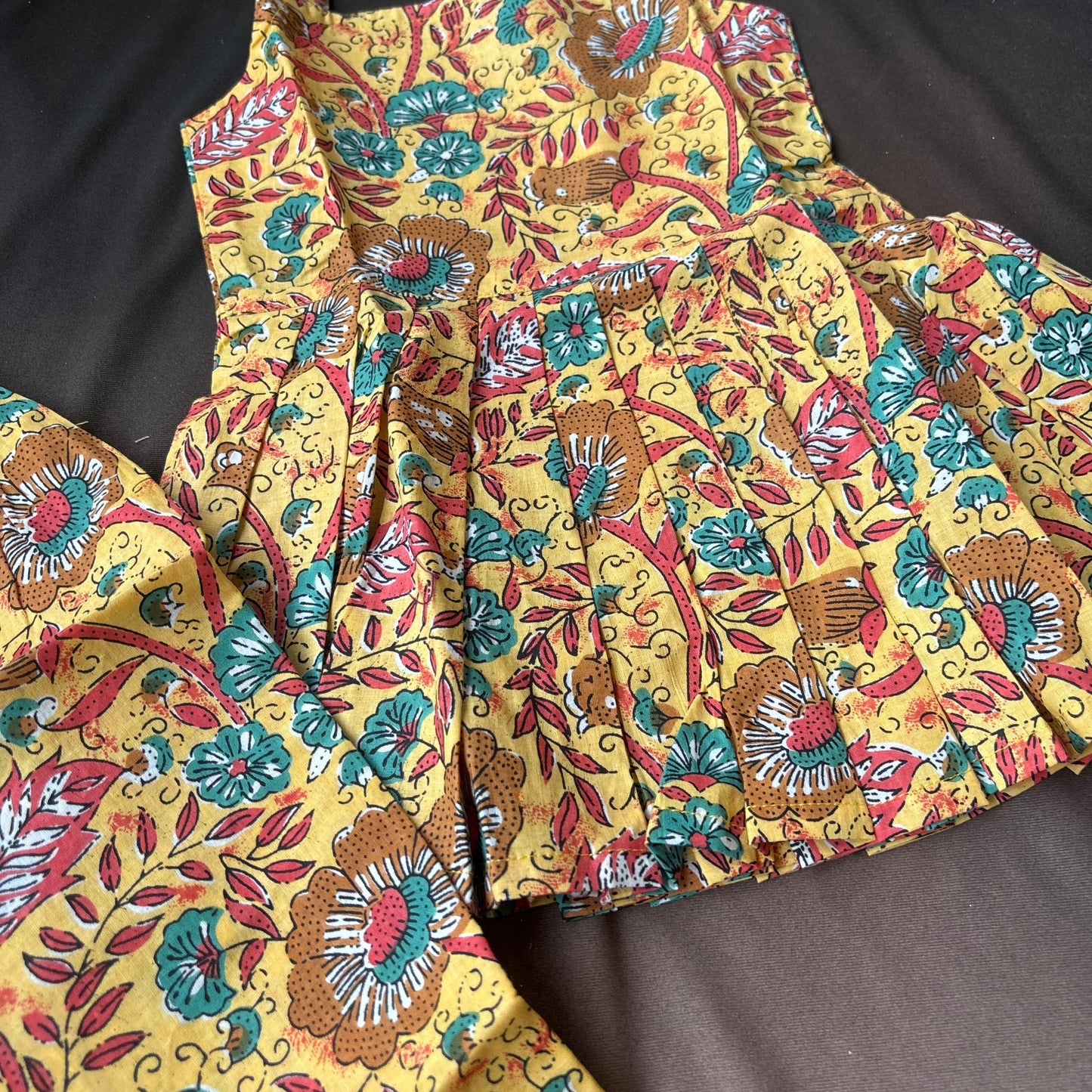 Gulbahar Pant Co-ord set
